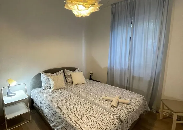 アパート Stan Grude